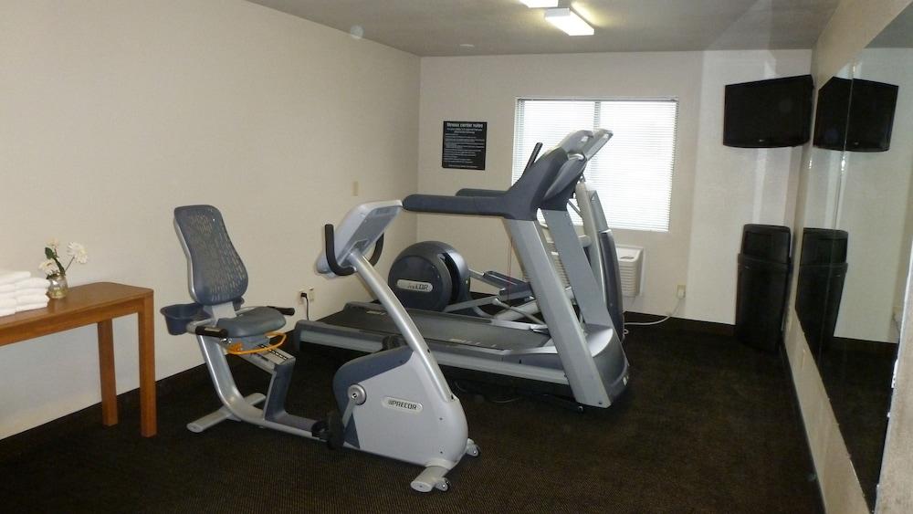 Travelodge By Wyndham Jefferson City Bagian luar foto